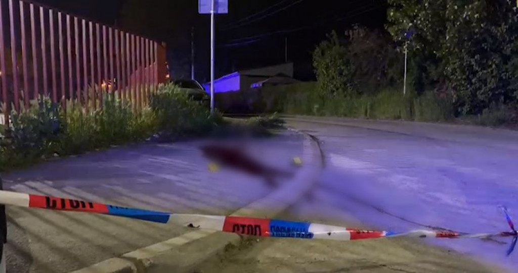 Prve fotografije iz Vinče: Na mestu gde je ranjen mladić ostala lokva krvi! (FOTO)