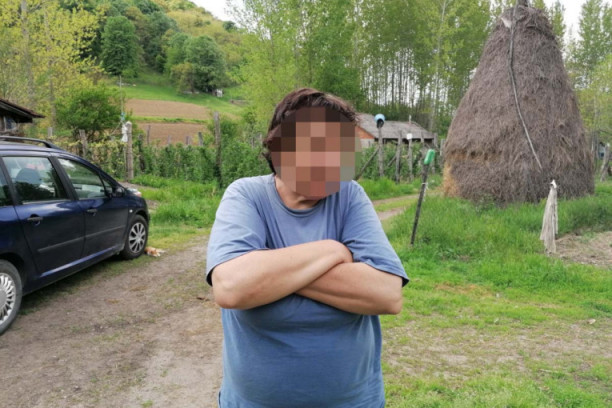 "Da se nije predao ko zna koliko bi mrtva ležala u toj kući": Meštani sela Dobra kod Golupca o stravičnom ubistvu! (FOTO/VIDEO)