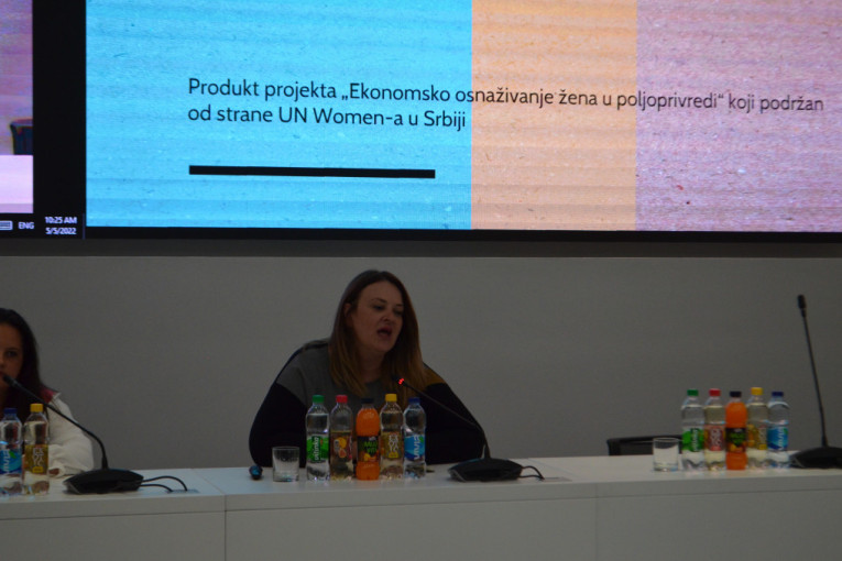 Srpske poljoprivrednice pobedile koronu! "Morale smo da reagujemo na nju i to smo uradile onlajn!" (FOTO)