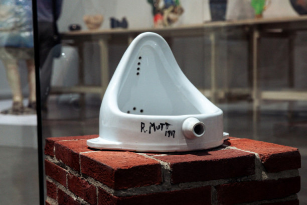 Kamenjem na “Mona Lizu”, nožem na “Noćnu stražu”: Kako su sve uništavana remek-dela