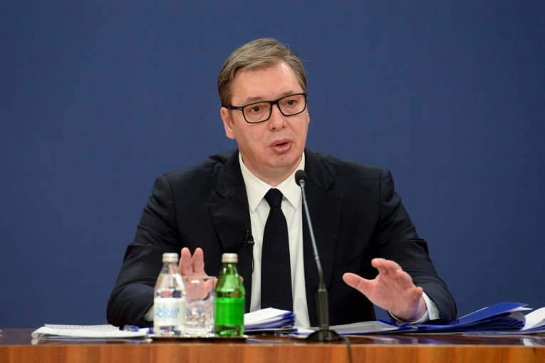 Predsednik Vučić se obratio iz Brisela: Reagovao na najnoviju odluku Prištine