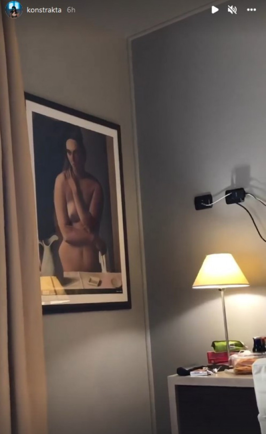 Ovde se Konstrakta odmara posle napornih proba: Jedan detalj iz sobe u Torinu - kao poručen! (FOTO)