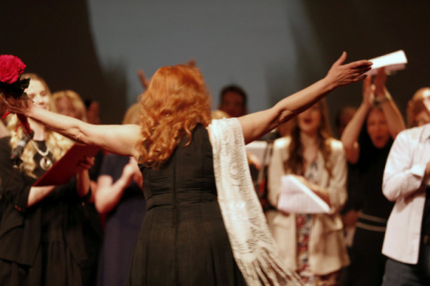 Ovacije i emotivan gest kolega: Dirljivo na uručenju nagrade "Žanka Stokić" Tanji Bošković (FOTO/VIDEO)