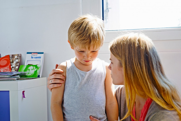 Roditelji mu imaju kafić i brod, a on za dete daje 2.000 dinara mesečno: Otkrivamo zašto Srbi izbegavaju alimentaciju!