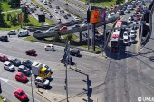 Prvi radni dan sa sobom je doneo i gužve u Beogradu: Automobili "mile" na Autokomandi i Brankovom mostu (FOTO)