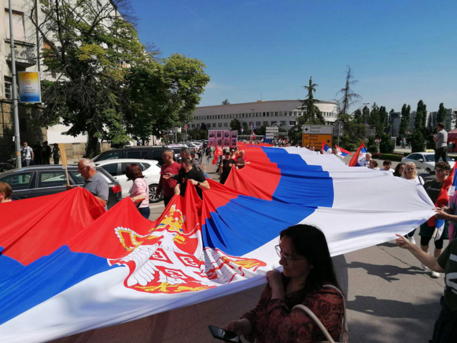 Novi Sad obeležava Dan sećanja na pad fašizma: Aplauzi sa balkona, bogat kulturno-umetnički program... (FOTO/VIDEO)