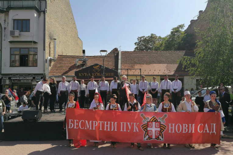 Novi Sad obeležava Dan sećanja na pad fašizma: Aplauzi sa balkona, bogat kulturno-umetnički program... (FOTO/VIDEO)