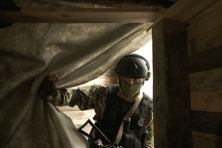 Lideri EU raspravljaju o šestom paketu sankcija - Zaharova: Britanija učestvovala u trgovini organa na KiM!