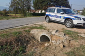 Muškarac nađen mrtav u kući kod Niša: Komšija uplašen alarmirao policiju!