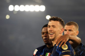 Perišić rastužio Vlahovića, Inter posle dva preokreta osvojio Kup Italije i gurnuo Juventus u ambis