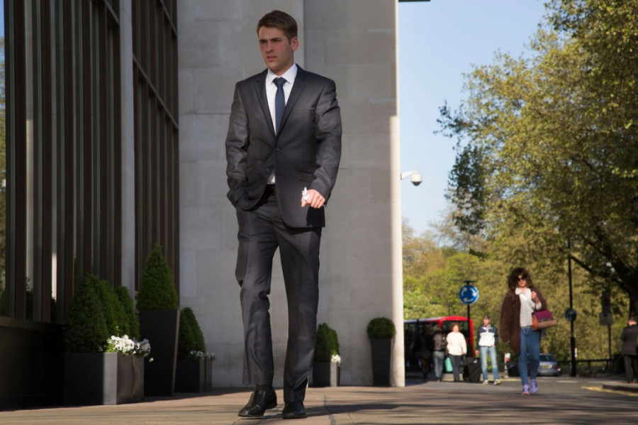 Suptilni znaci po kojima možete znati da je neko ultrabogat