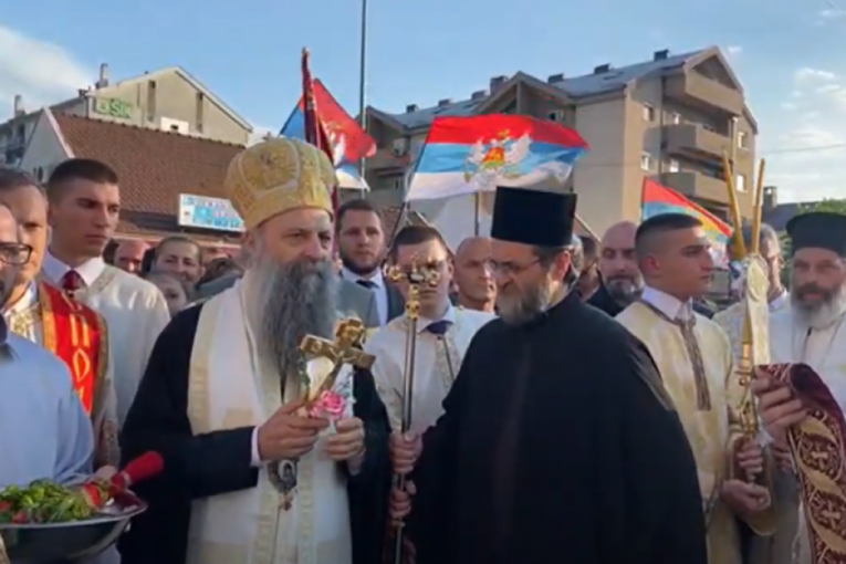 Patrijarh Porfirije predvodio litiju: Nikšić proslavio praznik Svetog Vasilija Ostroškog (VIDEO)