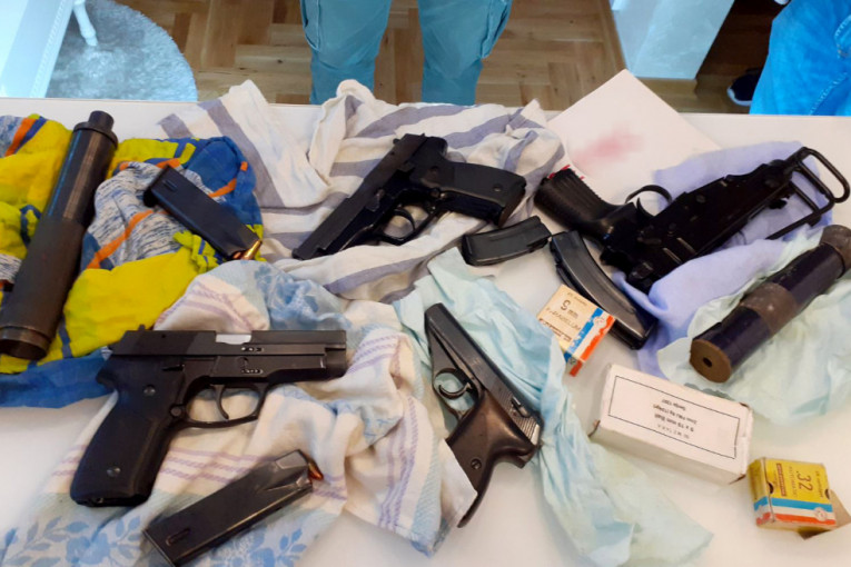 Četvorica oružara pod istragom: Za mesec dana prodali neverovatan arsenal
