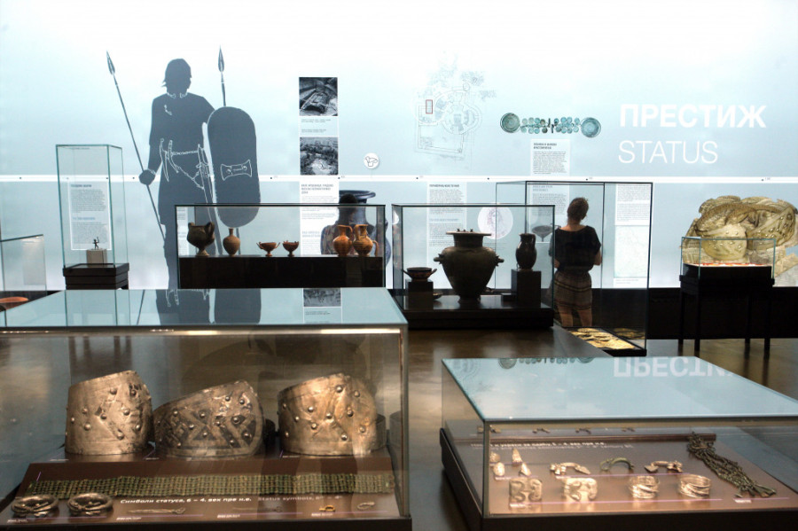 Pucanje iz Karađorđevog topa, obilazak SIV-a, kolekcija Jovanke Broz, staze Milunke Savić: „Muzeji za 10“