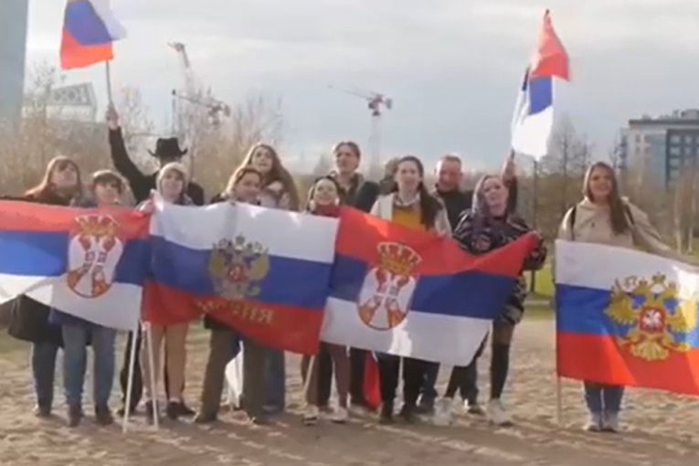 Rusi se zahvalili Srbima na podršci: “Ponosni smo što smo braća sa tako hrabrim narodom” (VIDEO)