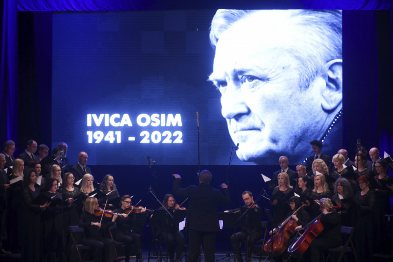 Zbogom, Švabo... Legendarni Ivica Osim sahranjen u Sarajevu