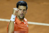 Ovo je pobeda srpskog naroda! Novak emotivan nakon jubilarnog trijumfa, pomenuo i Rafu i Federera