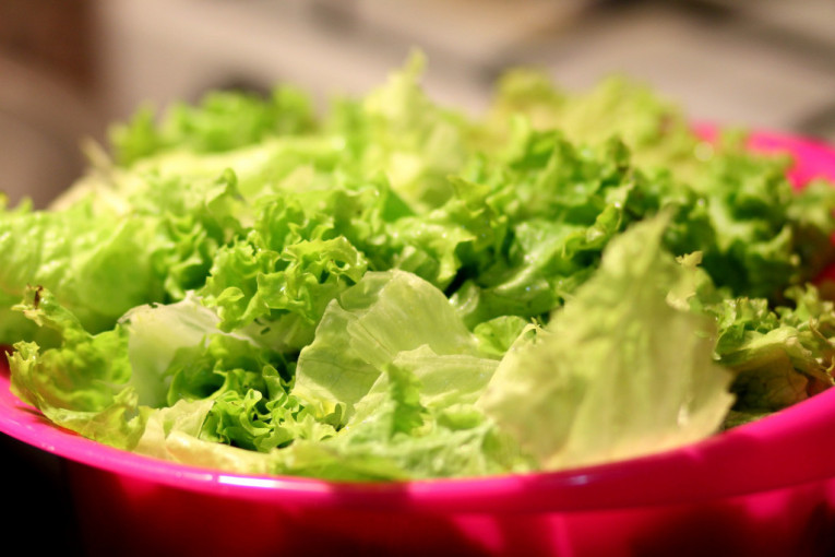 Produžite joj trajanje: Kako da zelena salata ostane hrskava i ukusna?