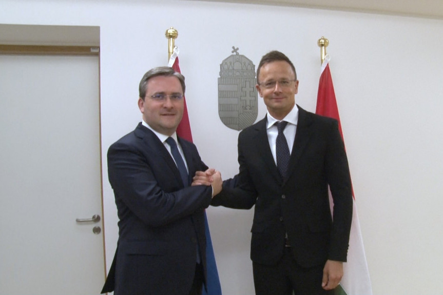 Zaključak Mađarske posle sastanka jasan: Sijarto zatražio da se Srbiji odmah ponudi članstvo u EU!