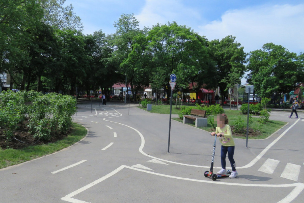 Stanari Bloka 70 na ovo čekaju više od pola veka: Radovi na šetalištu "Lazaro Kardenas" teku predviđenom dinamikom - novo ruho do kraja maja