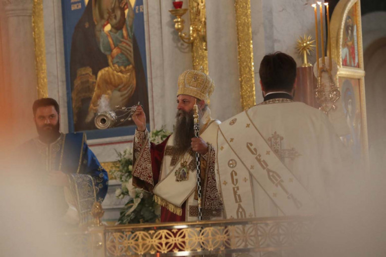 Porfirije u utorak u rodnom mestu Nikole Tesle: Patrijarh služi svetu liturgiju i osveštava obnovljeni hram