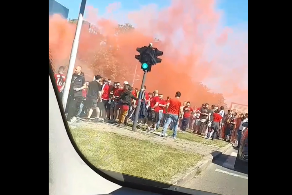 Crveni se Novi Beograd! Navijači Zvezde i Olimpijakosa okupirali grad, vrela atmosfera uoči početka fajnal-fora (VIDEO)