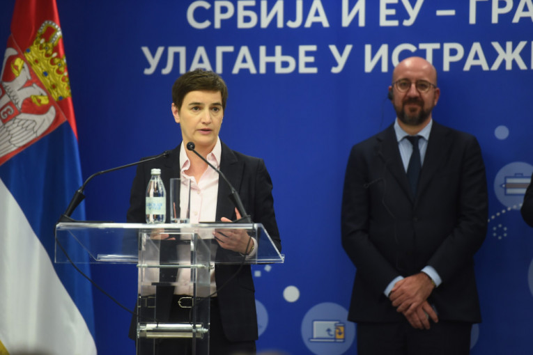 Ana Brnabić objavila fotografiju sa Vučićem i Mišelom: "Politika se odnosi i na prijateljstvo, poverenje, međusobno poštovanje" (FOTO)