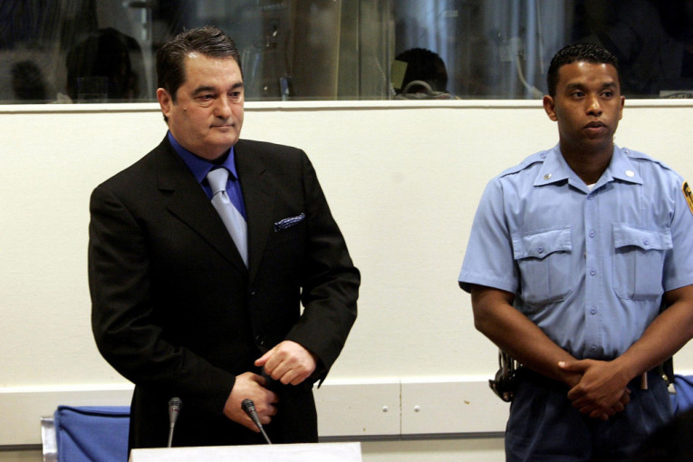 Oglasila se ćerka generala Pavkovića: "Ne znam šta mu je Vučić rekao ali ga je ohrabrilo"