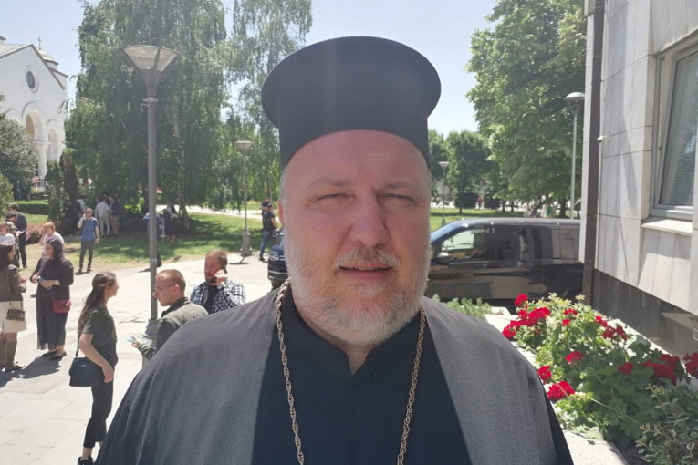 Otac Velibor Džomić: Nisam službeno obavešten o zabrani ulaska u Crnu Goru