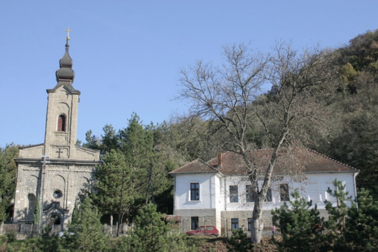 Veliko blago smešteno na teritoriji Ljiga: U ovoj opštini dve crkve proglašene za spomenik kulture, obe posvećene velikom svetitelju