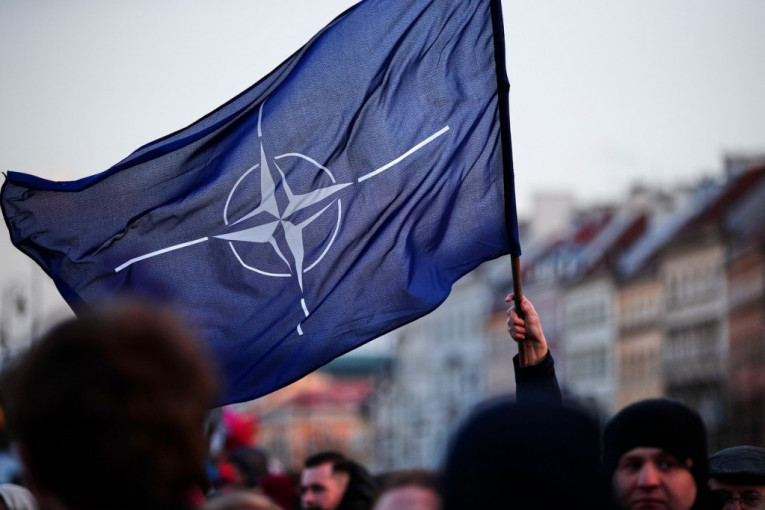 Još jedan opasan predlog stigao iz Britanije: Moldaviju treba "opremiti prema NATO standardima"