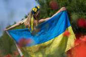 Britanac ostavio ženu zbog lepe Ukrajinke koju su primili u kuću: Samo 10 dana je bilo dovoljno za pravu dramu (FOTO)