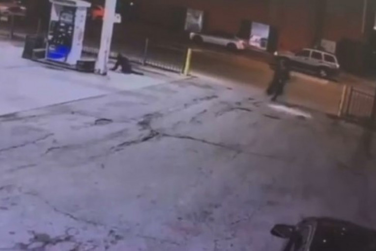 Policajac upucao tinejdžera (13) na benzinskoj pumpi: Još jedan slučaj koji je alarmirao celu zemlju (VIDEO)