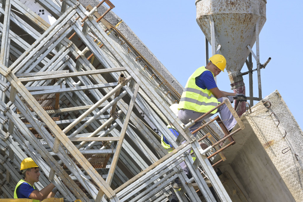 Hoće li Srbija izbeći očekivani pad građevinarstva u SEE?