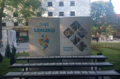 Ovaj park u Bajinoj Bašti je jedinstven: Kroz igru klinci će učiti i naše pismo i čuvati ga od zaborava (FOTO)