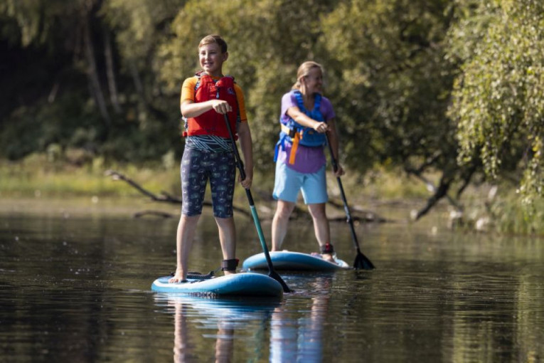 SUP daska za veslanje – efikasan trening, zabava i avantura