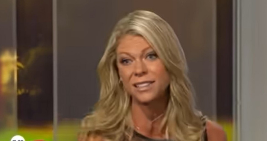 Preminula voditeljka u 42. godini: Iza sebe ostavila muža i tri ćerke