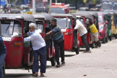 Šri Lanka podigla cene goriva: Očekuje se još veći haos u zemlji koju je progutala ekonomska kriza