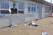 Novi napad na stranačke prostorije SNS: Na meti vandala ovoga puta  Mesni odbor u Bloku 70 (FOTO/VIDEO)