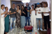 Već su kao jedna velika porodica! Ražnatovići i Gudeljevi uživaju u vili na Dedinju, proslavili Anastasijin rođendan (VIDEO)