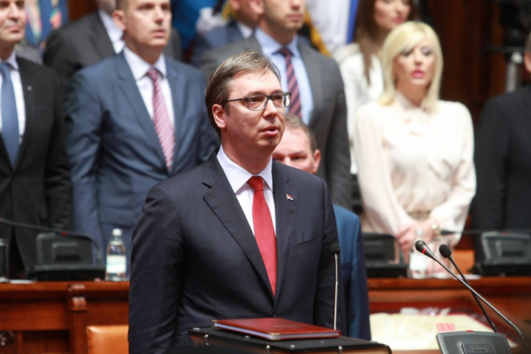 Predsednik Srbije Aleksandar Vučić polaže danas zakletvu u Skupštini Srbije