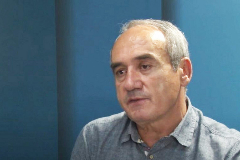 Ovo je srpski advokat koga je ubio sin u Severnoj Mitrovici! Nasrnuo na oca i brata blizanca
