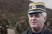 Pozvali ga na seminar pa ga uhapsili: General Talić na prevaru odveden u Hag (FOTO/VIDEO)