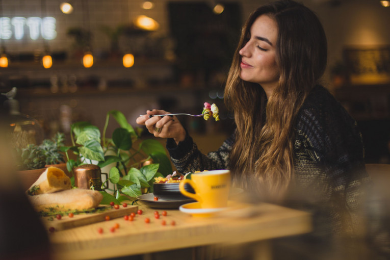 Da li ste nestrpljivi, beskompromisni ili posesivni - Šta vaše navike u ishrani govore o vašoj ličnosti?