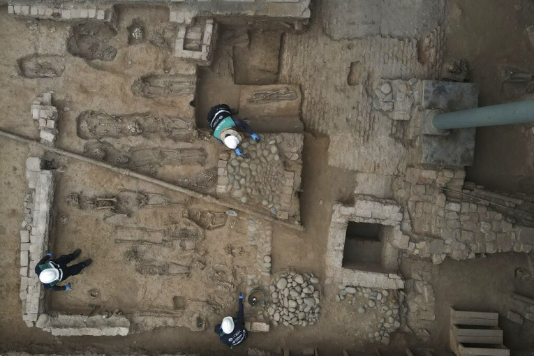 Više od 40 skeleta pronađeno ispod bolnice stare 500 godina, ali ni to nije bilo najveće otkriće peruanskih arheologa (FOTO/VIDEO)