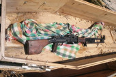 Prilikom pretresa albanskog groblja u Bujanovcu, policija pronašla puškomitraljez -  bio sakriven u sanduku!