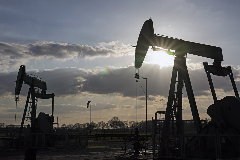Rez OPEK-a nije uplašio tržište: Nafta pala ispod 94 dolara