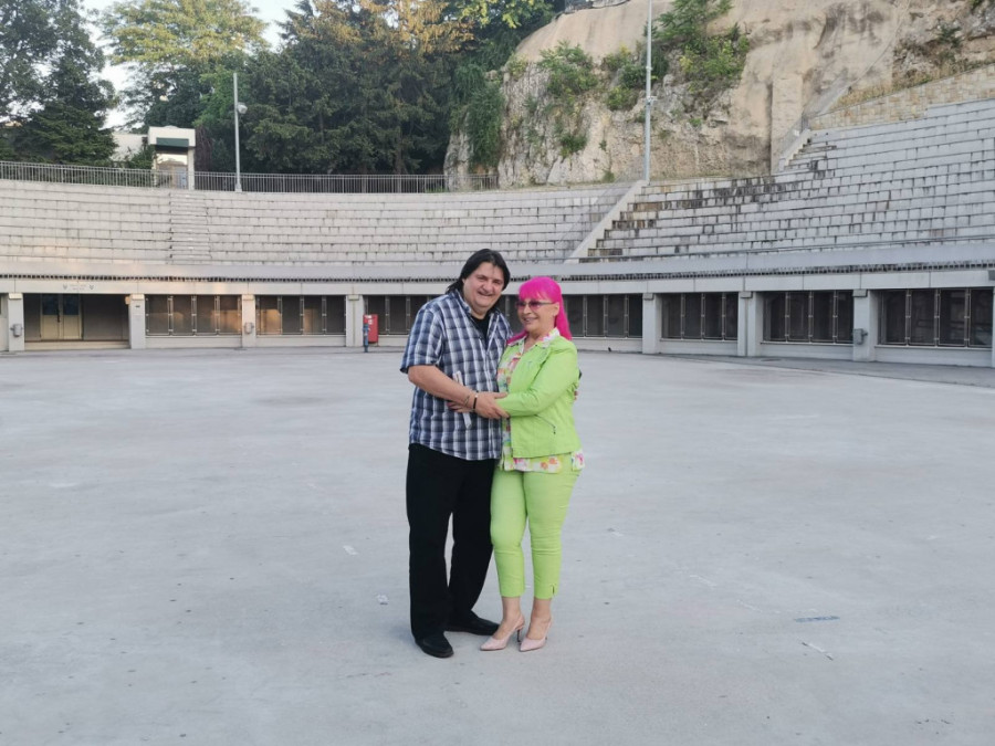 Zorica i Kemiš prave svadbu! Nisu imali pravo venčanje jer se porodila istog dana: "Bila sam mlada sa 100 kilograma"