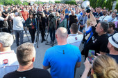Protesti upozorenja ispred Fijata u Kragujevcu: Radnici dali rok do ponedeljka