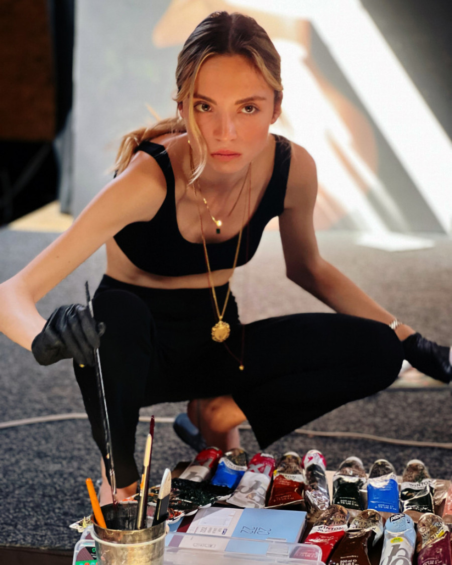 Žene su "iskrivljene" u svojim i u tuđim očima: Lal Batman, umetnica iz Istanbula za 24sedam